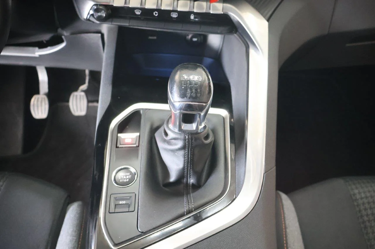 Peugeot 3008 - View model 22
