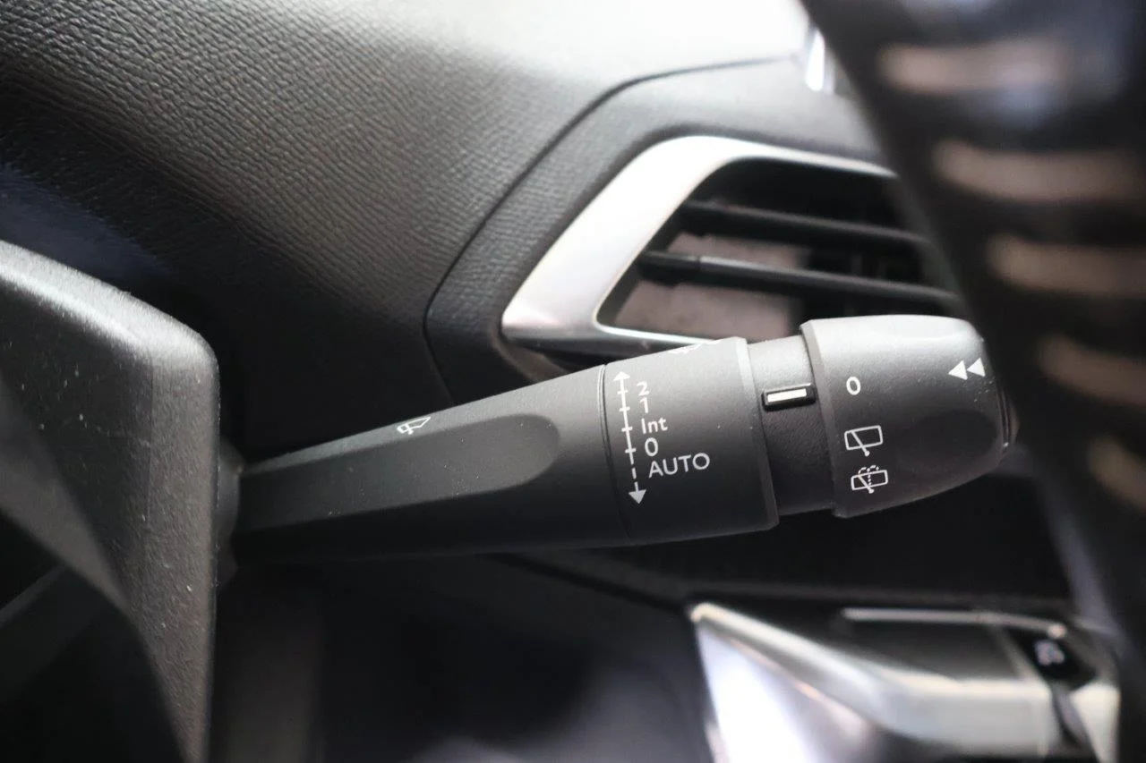 Peugeot 3008 - View model 29