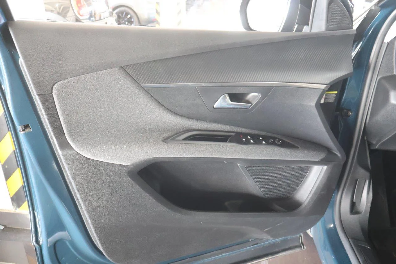Peugeot 3008 - View model 32