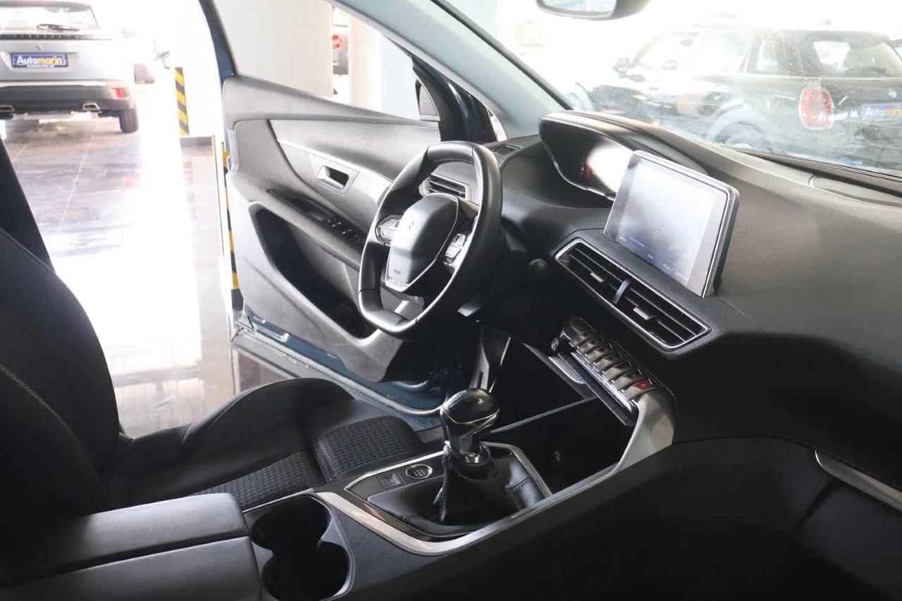 Peugeot 3008 - View model 41