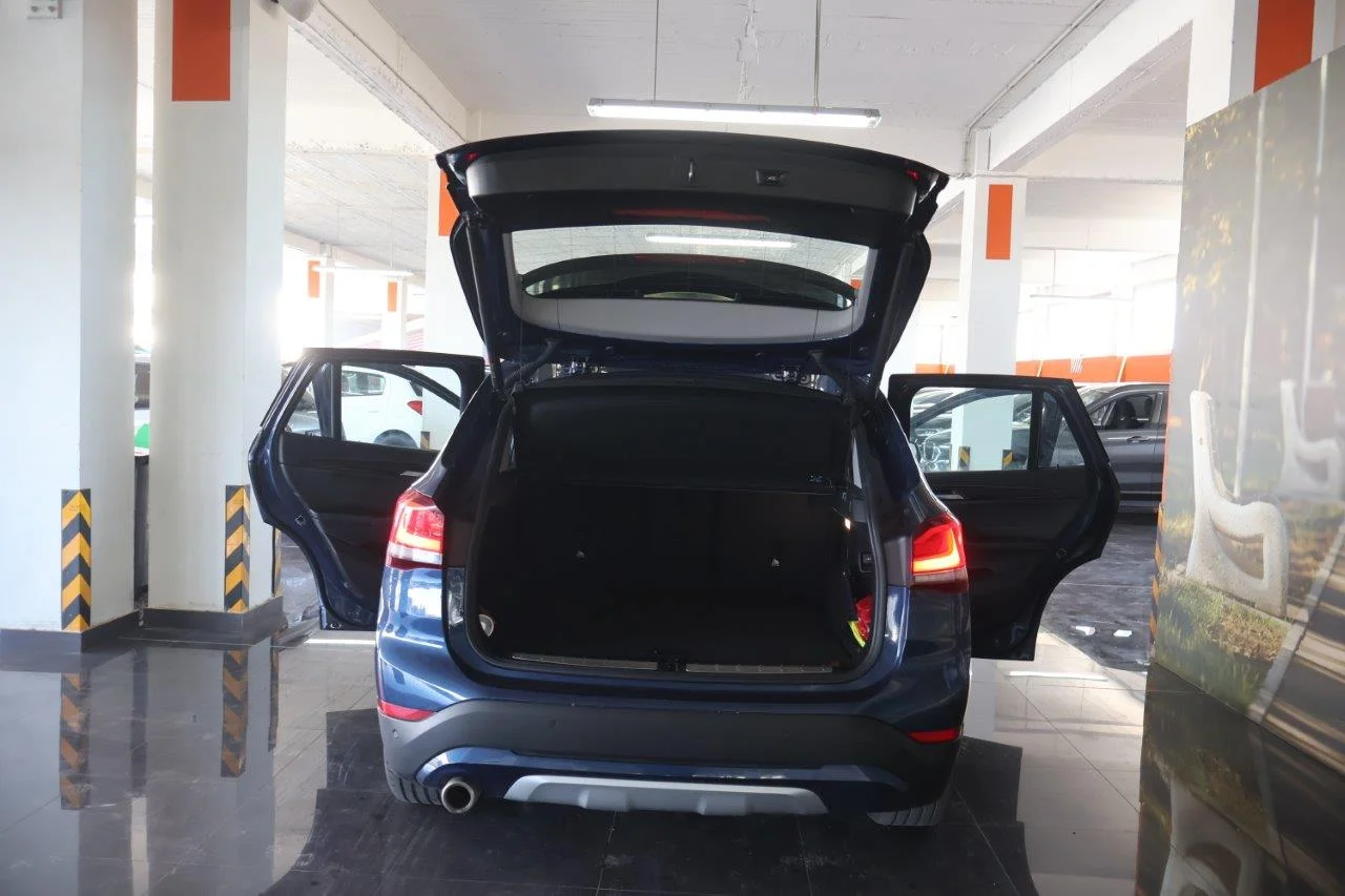 Bmw X1 - View model 8