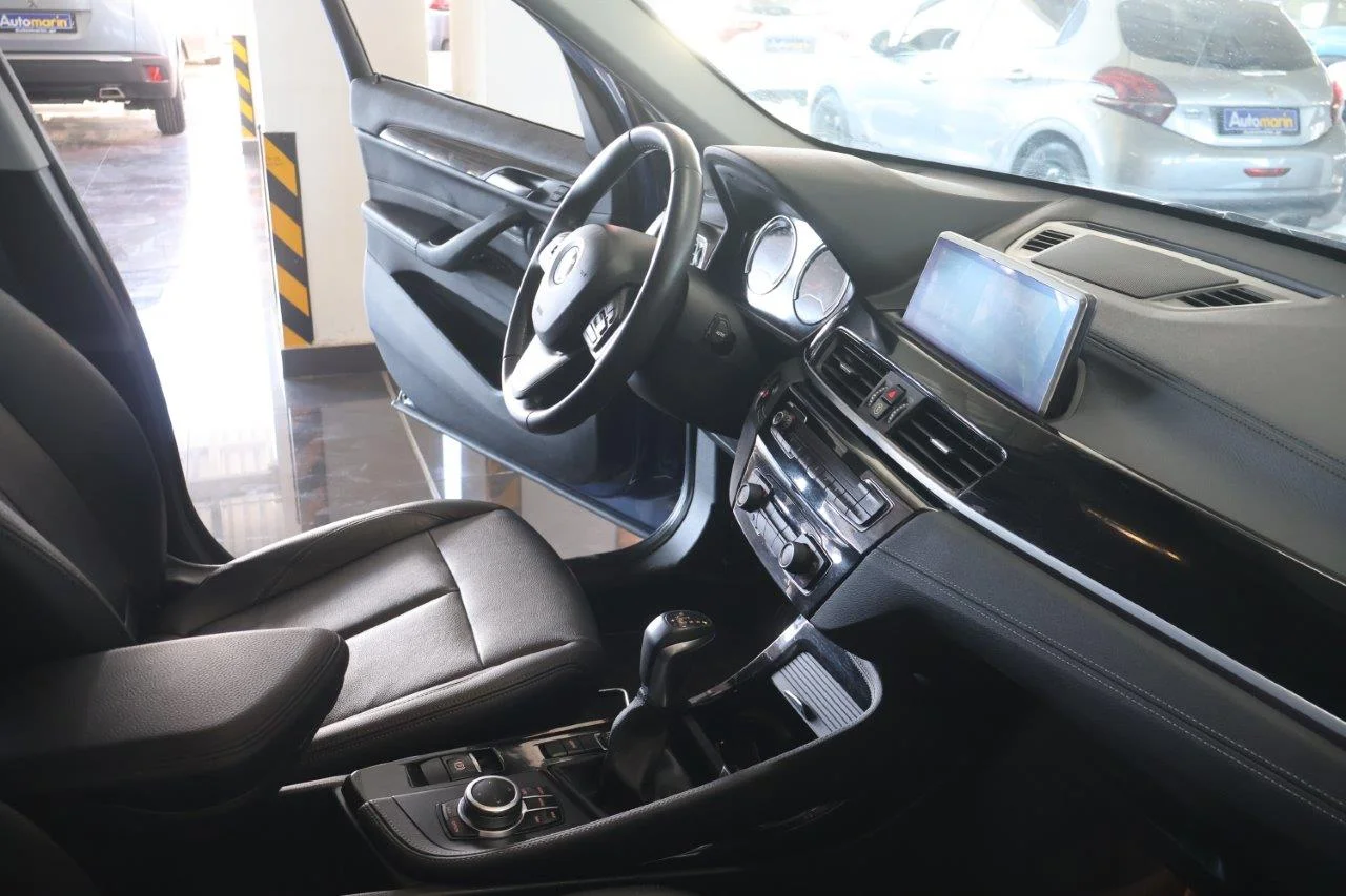 Bmw X1 - View model 42
