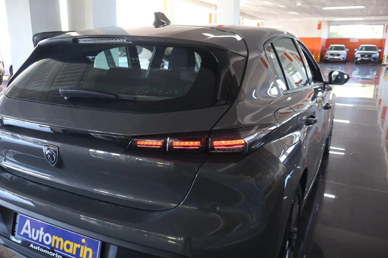 Peugeot 308 - View model 10