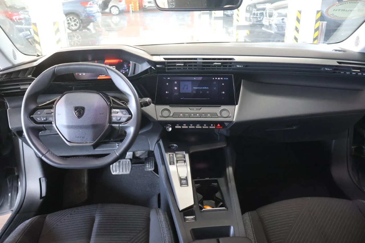 Peugeot 308 - View model 17