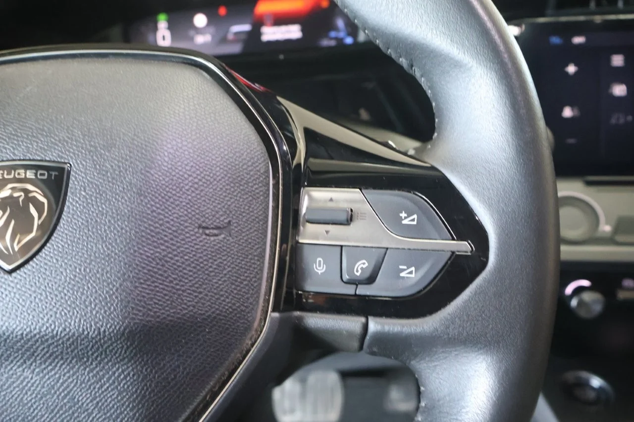 Peugeot 308 - View model 21