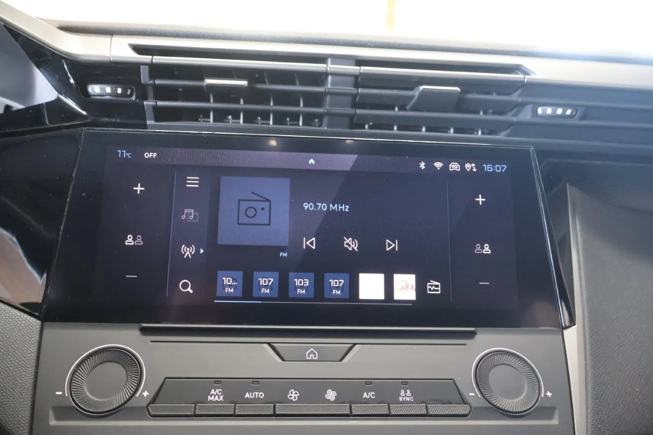 Peugeot 308 - View model 25