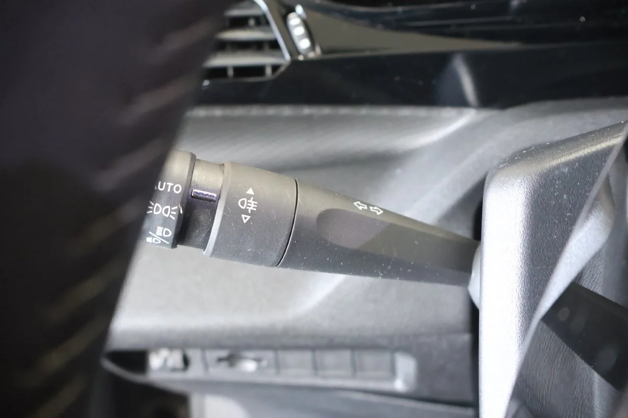 Peugeot 308 - View model 27