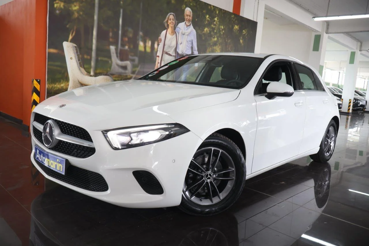 View 1 - Mercedes-Benz A 180 - 2018