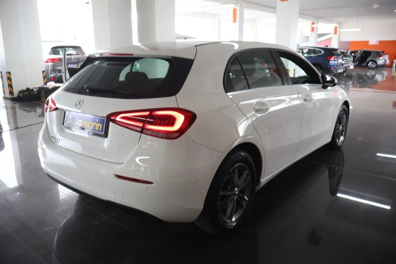 View 5 - Mercedes-Benz A 180 - 2018