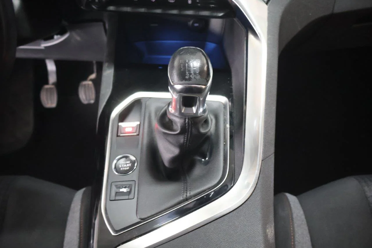 Peugeot 3008 - View model 22
