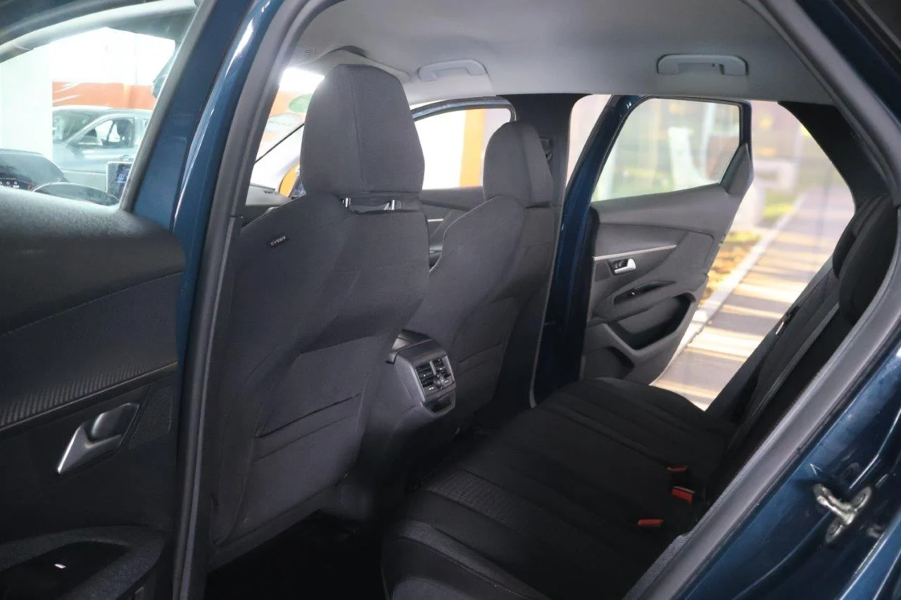 Peugeot 3008 - View model 34