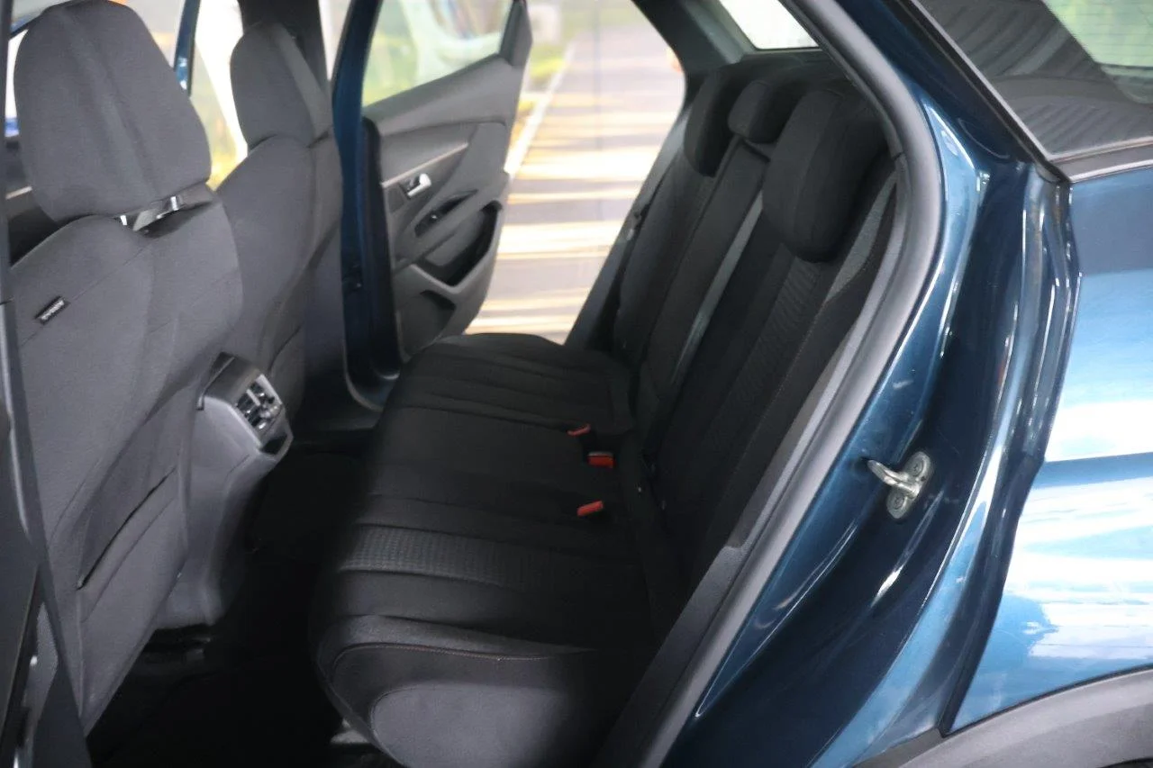 Peugeot 3008 - View model 36
