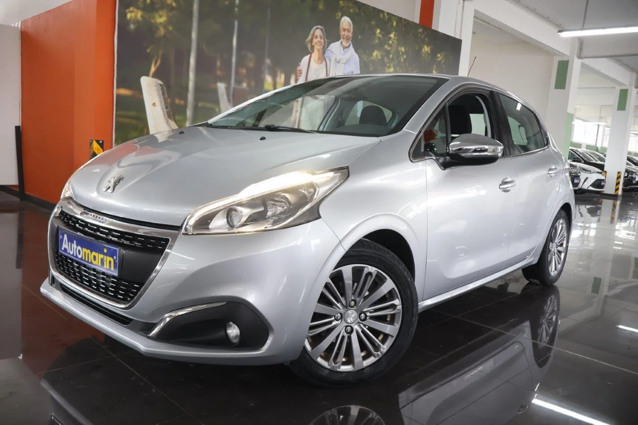 View 1 - Peugeot 208 - 2016