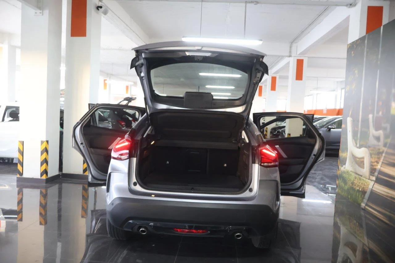 Citroen C4 - View model 8