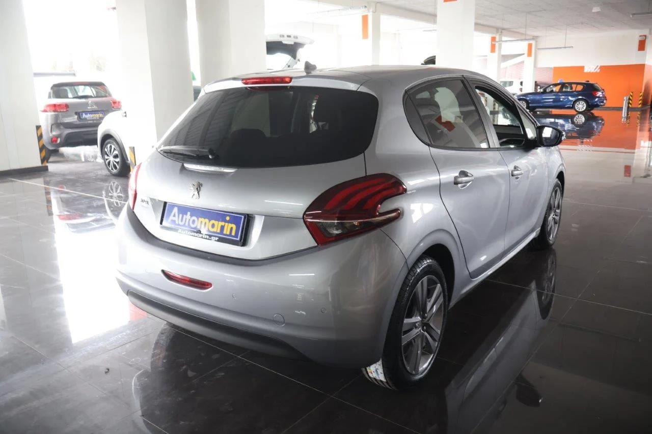 View 5 - Peugeot 208 - 2019