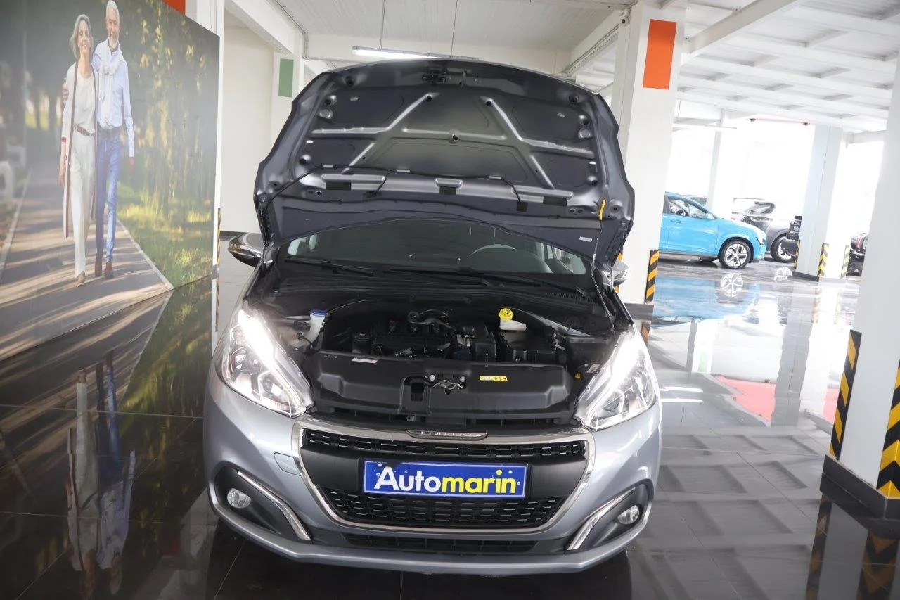 Peugeot 208 - View model 20