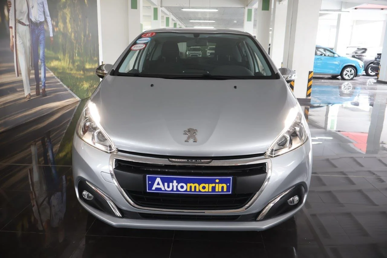 View 3 - Peugeot 208 - 2016