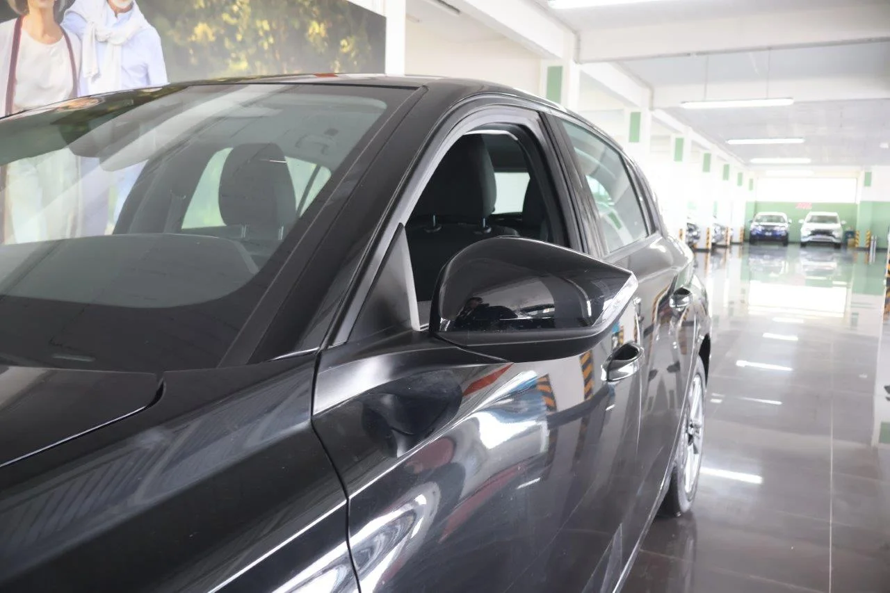 Peugeot 308 - View model 13
