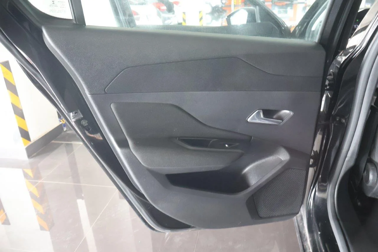 Peugeot 308 - View model 34