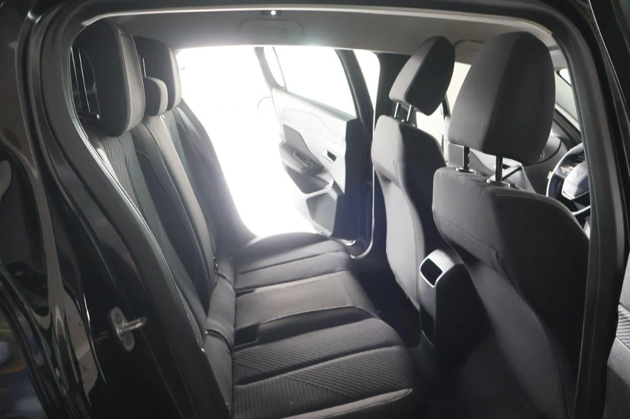 Peugeot 308 - View model 37