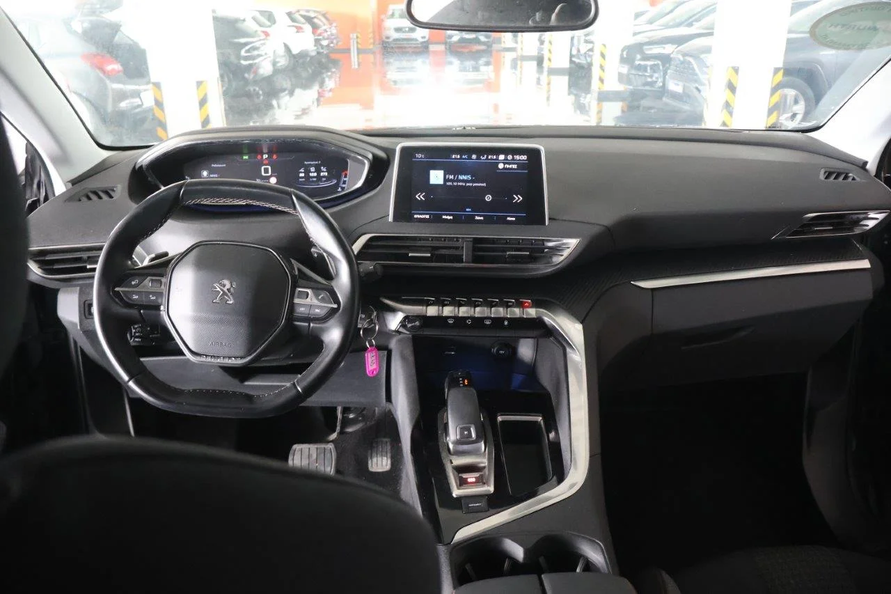 Peugeot 5008 - View model 18