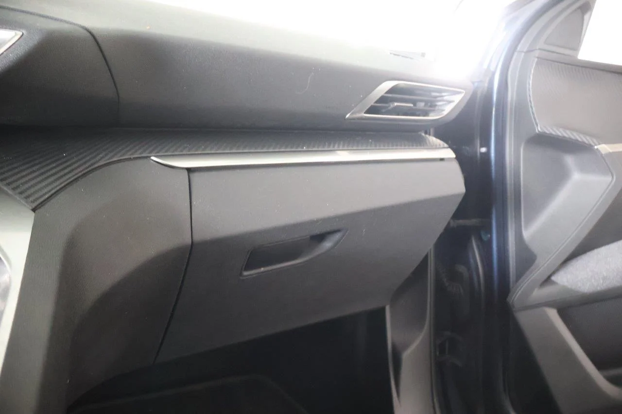 Peugeot 5008 - View model 27