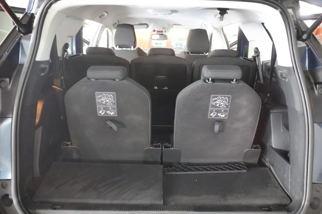 Peugeot 5008 - View model 41