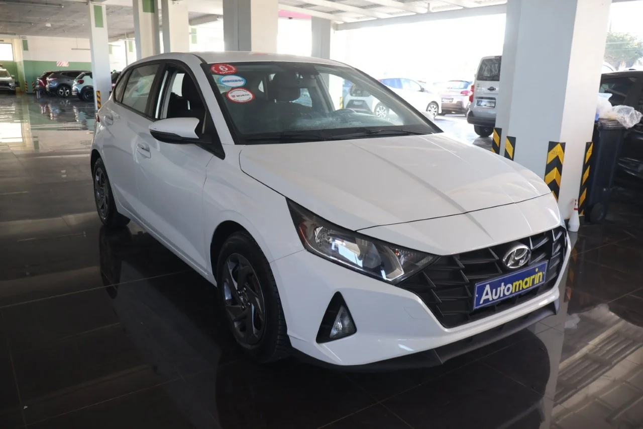 View 4 - Hyundai i 20 - 2021