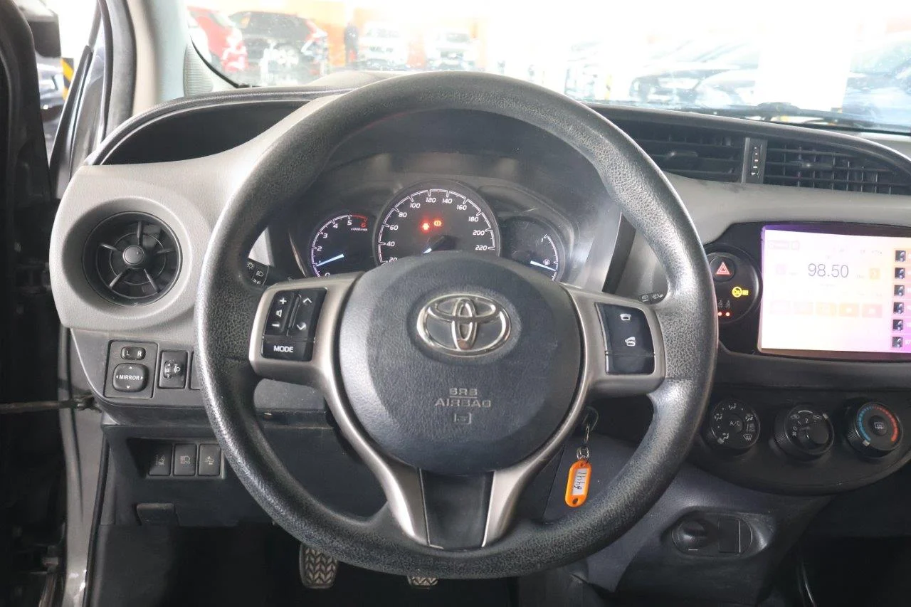 Toyota Yaris - View model 20