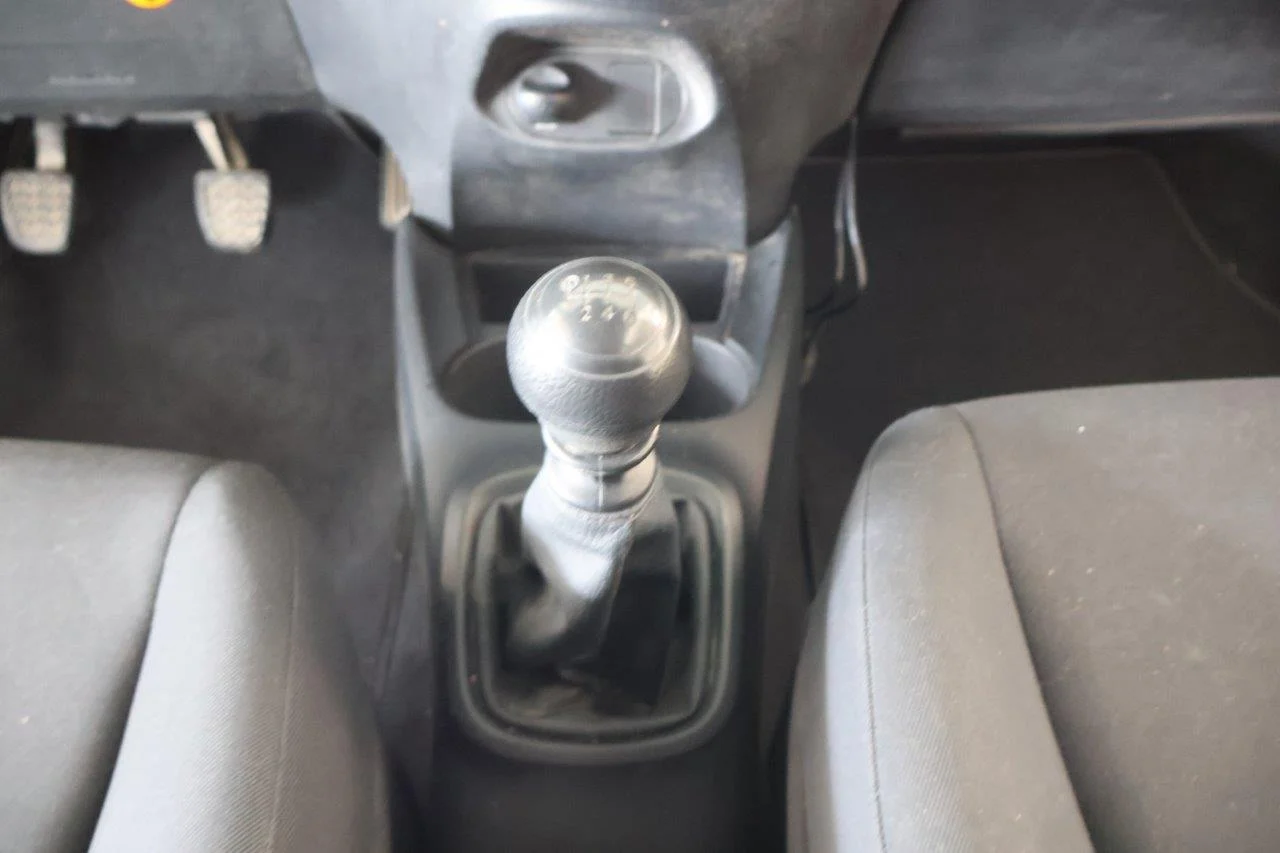 Toyota Yaris - View model 25