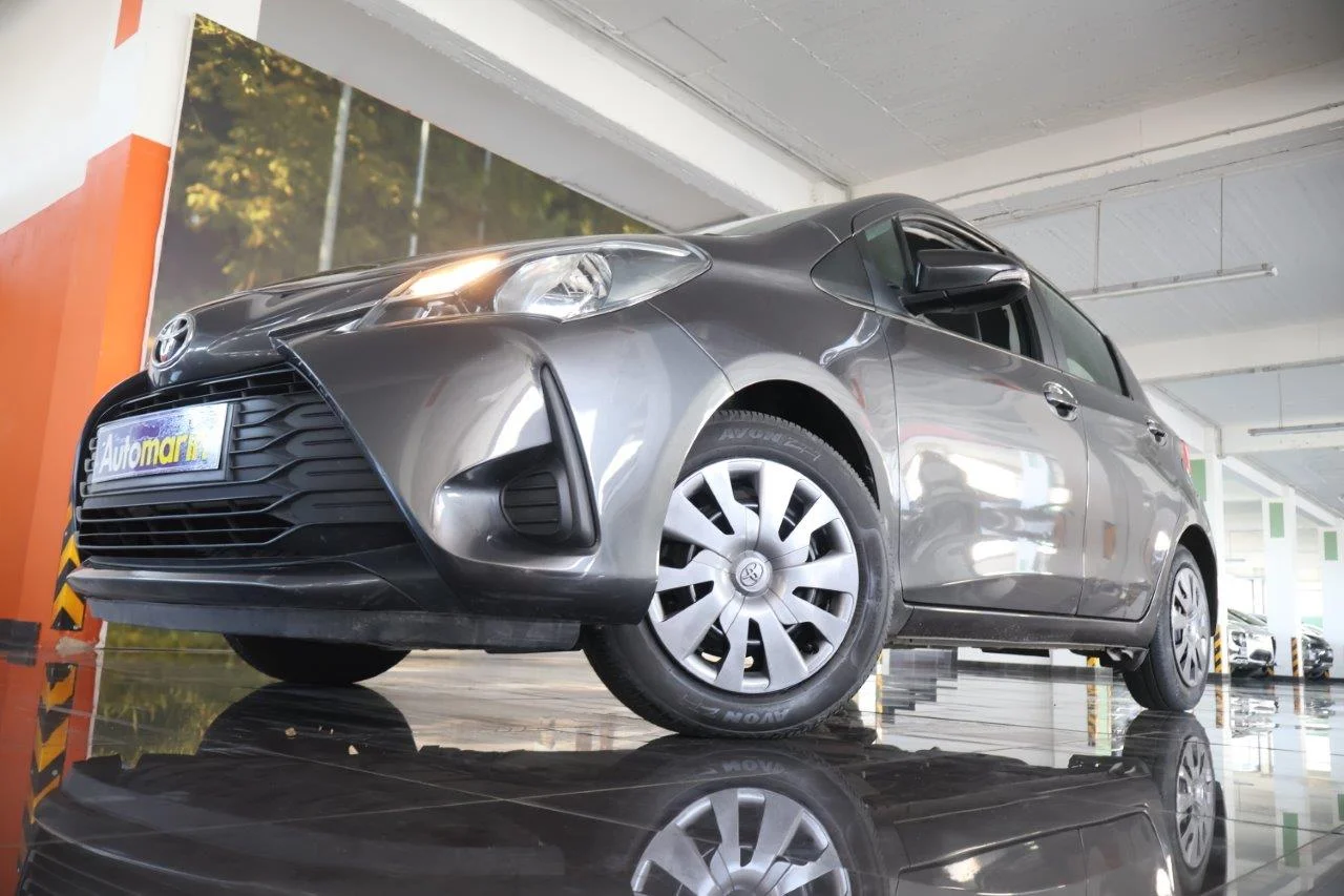 View 2 - Toyota Yaris - 2018