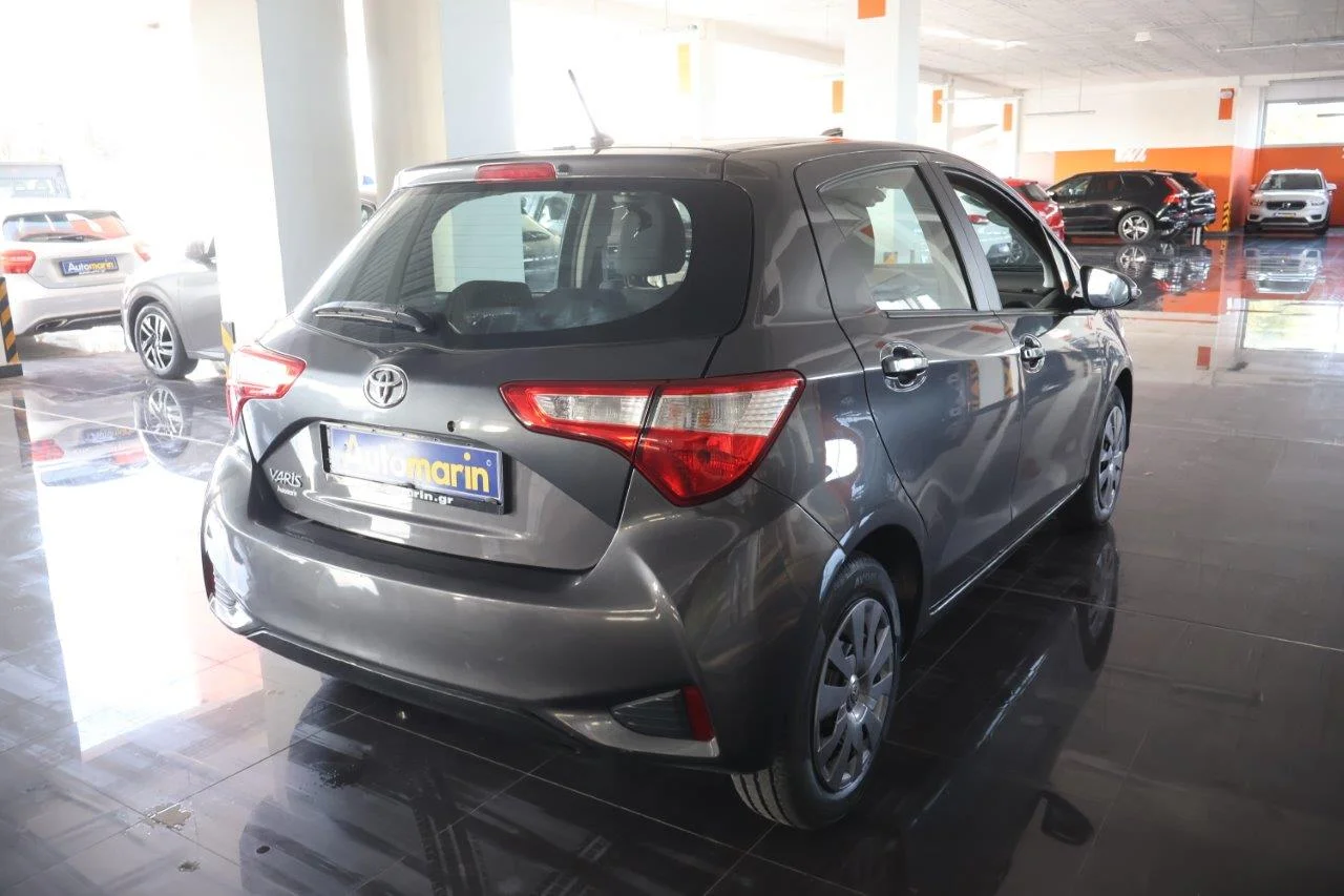 View 5 - Toyota Yaris - 2018