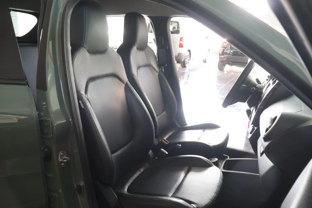 Dacia Spring - View model 40