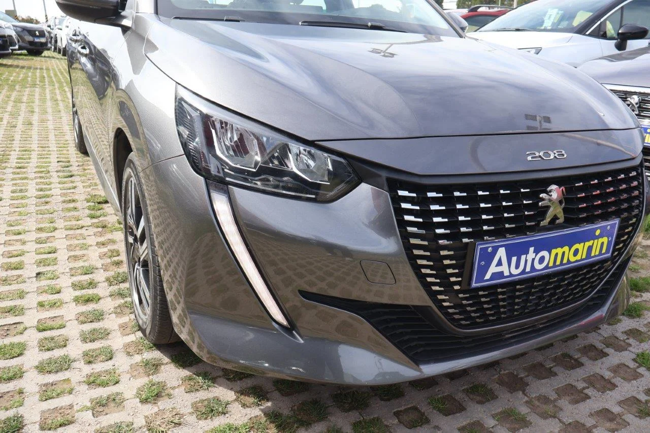 Peugeot 208 - View model 14