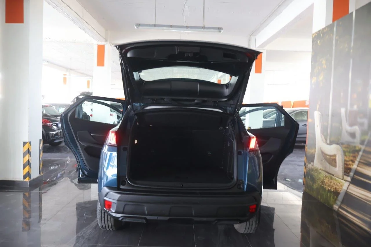 Peugeot 3008 - View model 8