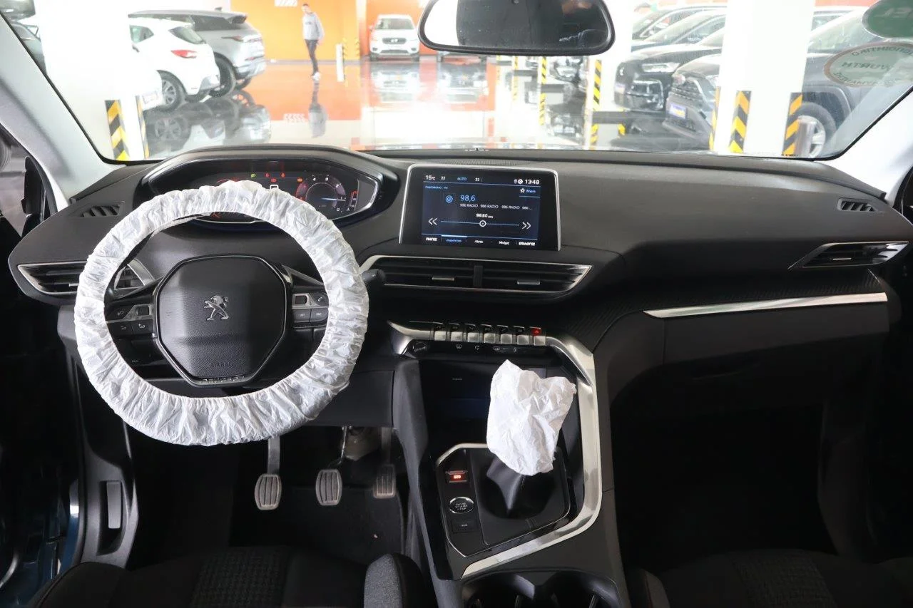 Peugeot 3008 - View model 17