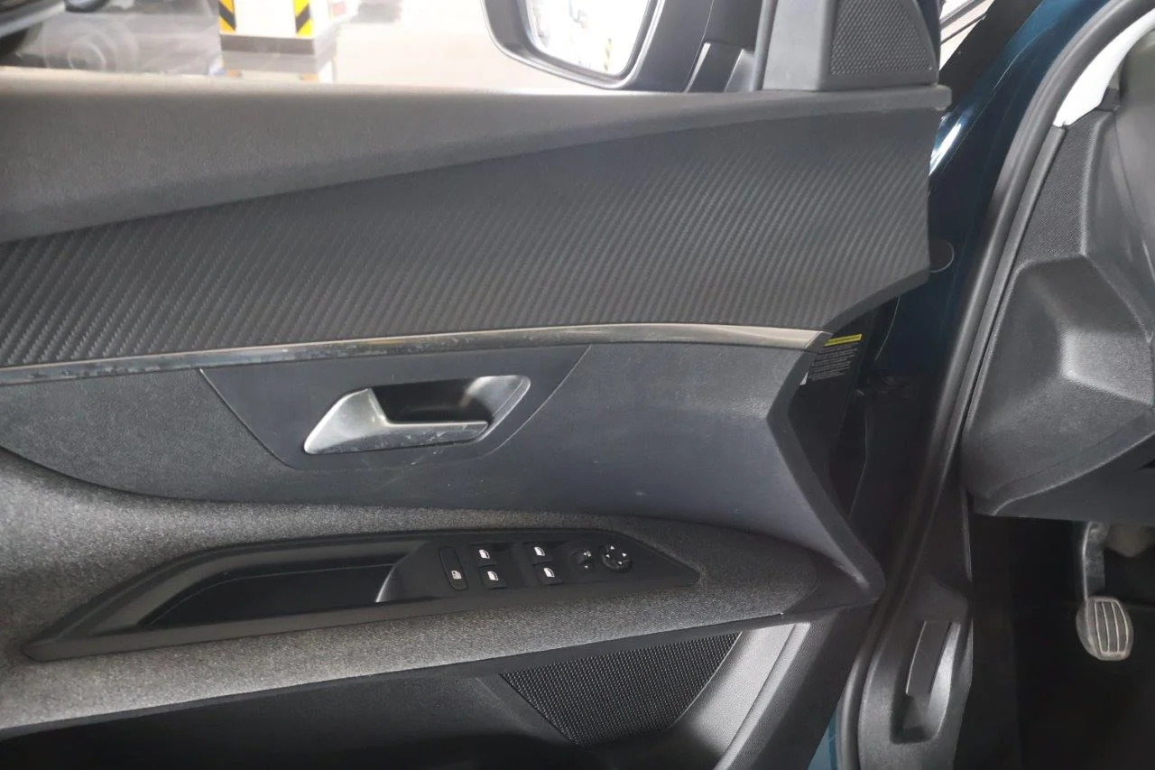 Peugeot 3008 - View model 24