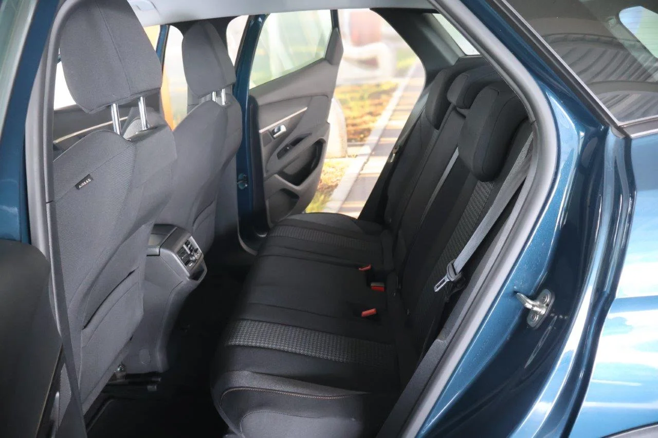 Peugeot 3008 - View model 29