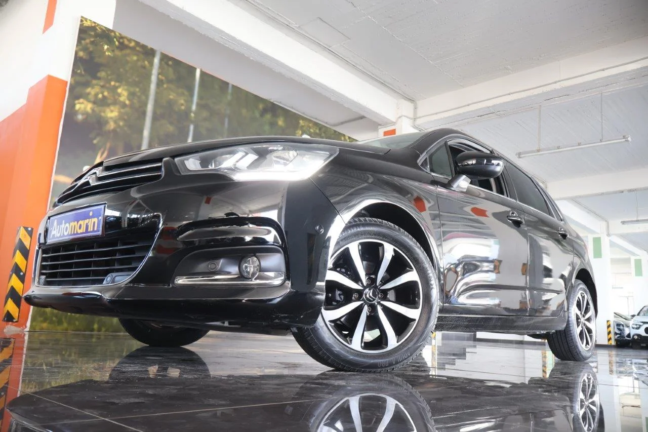 View 2 - Citroen C4 - 2018
