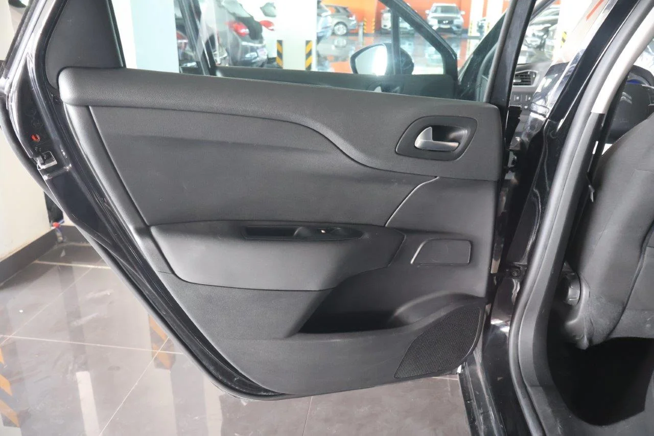 Citroen C4 - View model 29