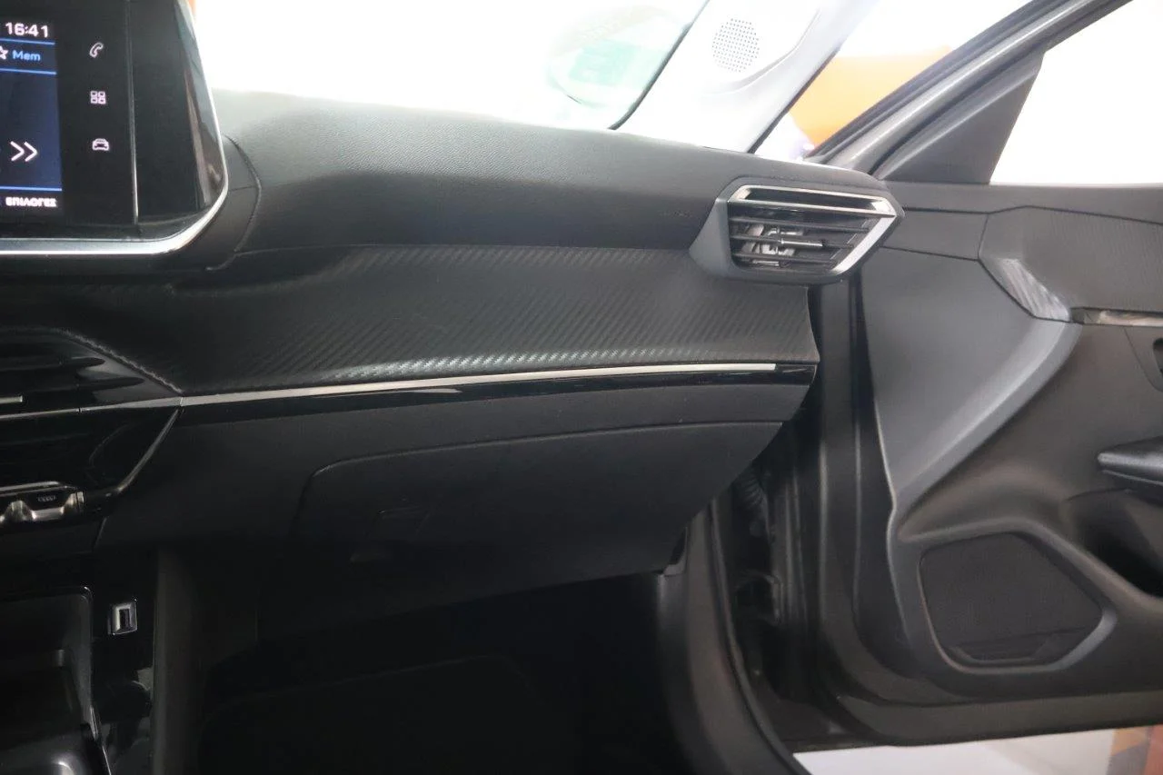 Peugeot 208 - View model 22