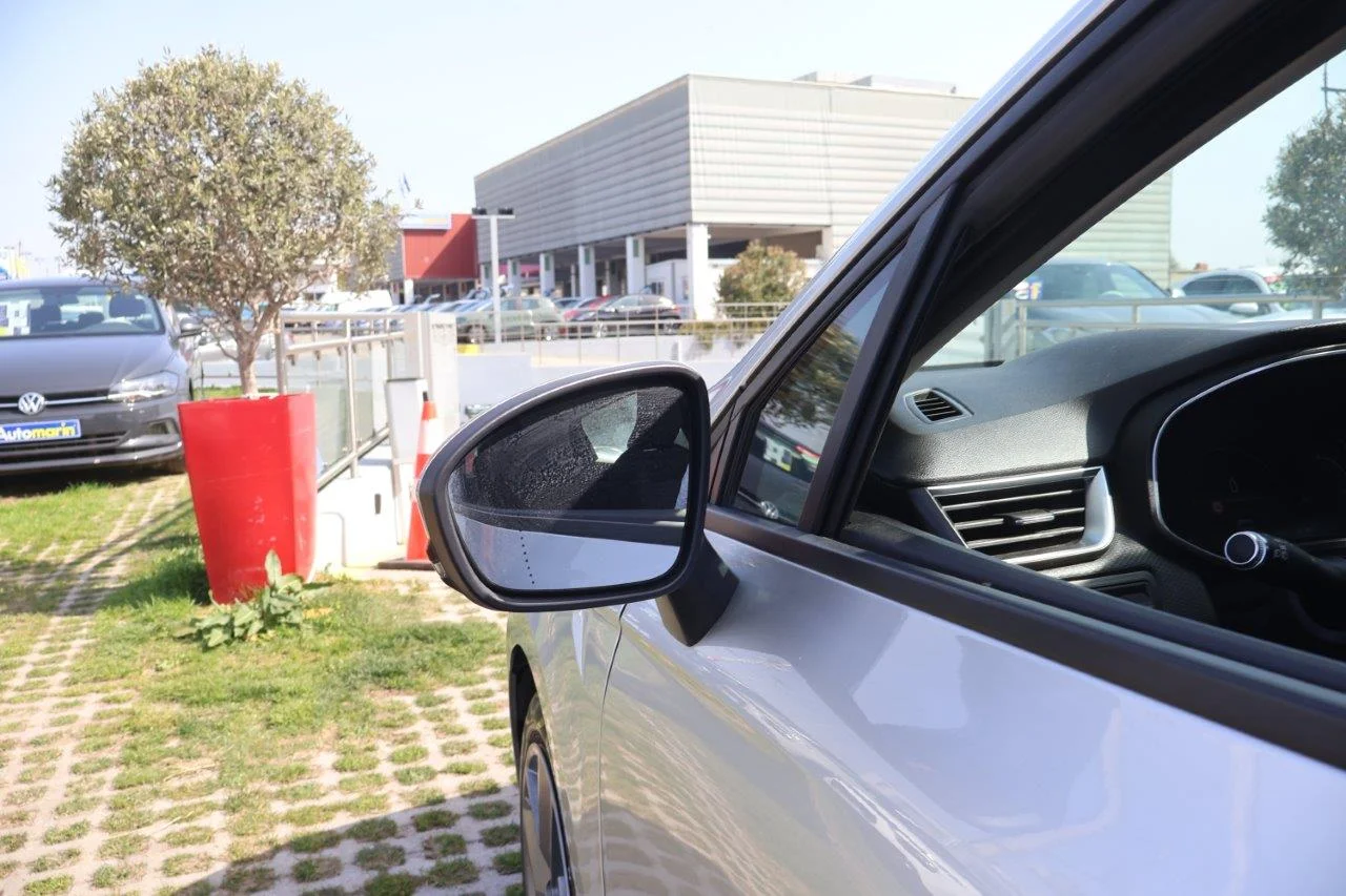 Renault Clio - View model 15