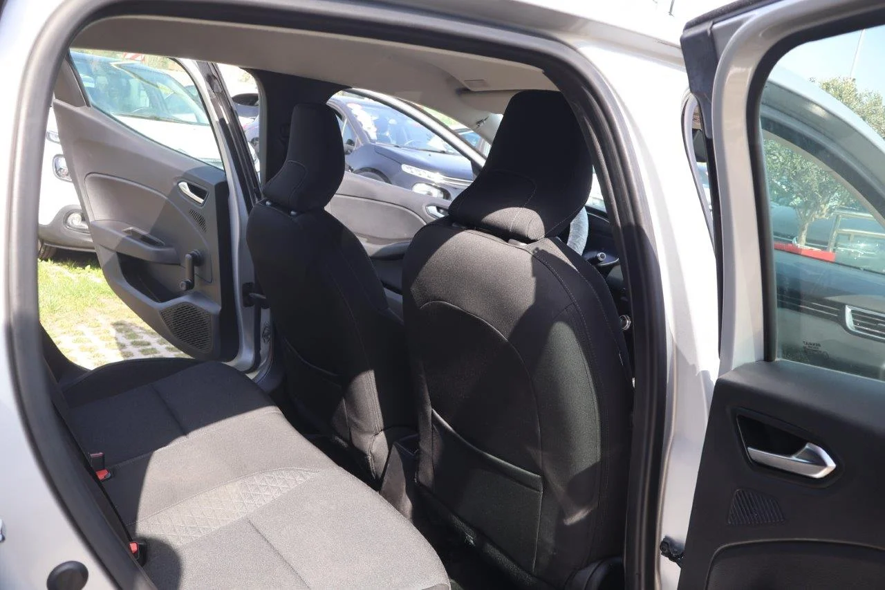 Renault Clio - View model 30