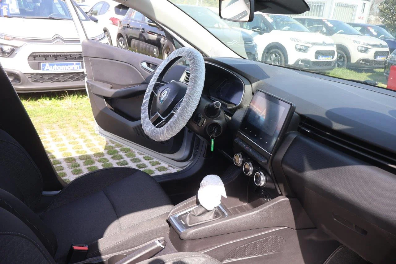 Renault Clio - View model 34