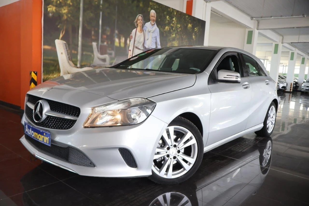View 1 - Mercedes-Benz A 180 - 2015