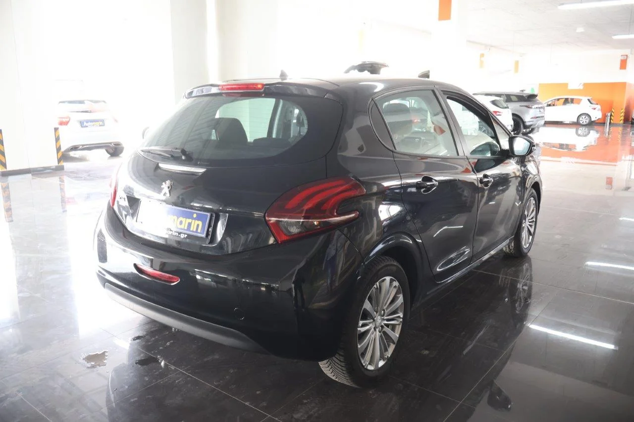 View 5 - Peugeot 208 - 2018