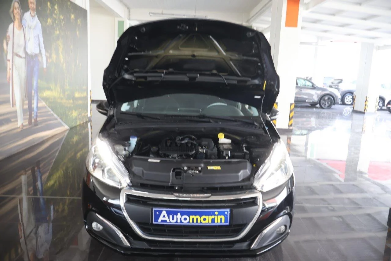 Peugeot 208 - View model 17