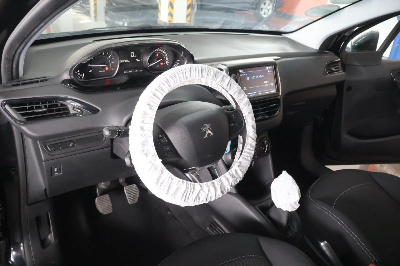 Peugeot 208 - View model 22