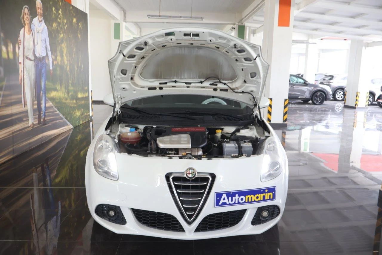 Alfa Romeo Giulietta - View model 18