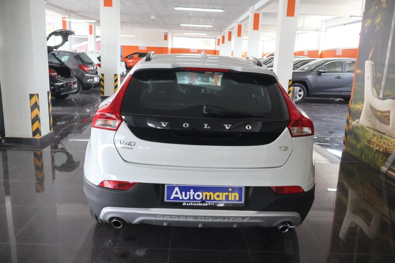 Volvo V40 Cross Country - View model 5